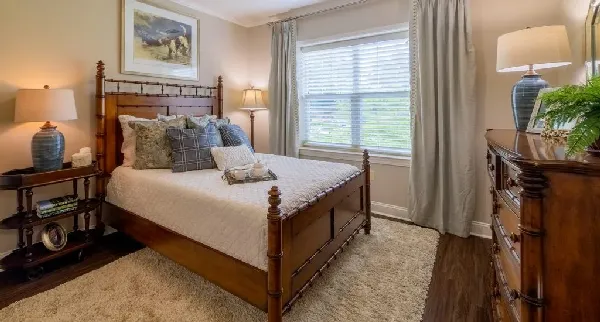 Wellmore of Lexington | Interior Bedroom 24-25