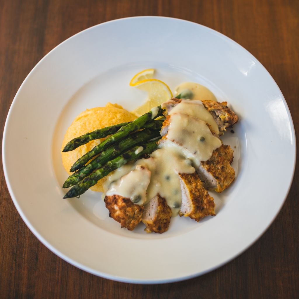 Wellmore of Tega Cay | Fort Mill SC | Dining Chicken 1x1