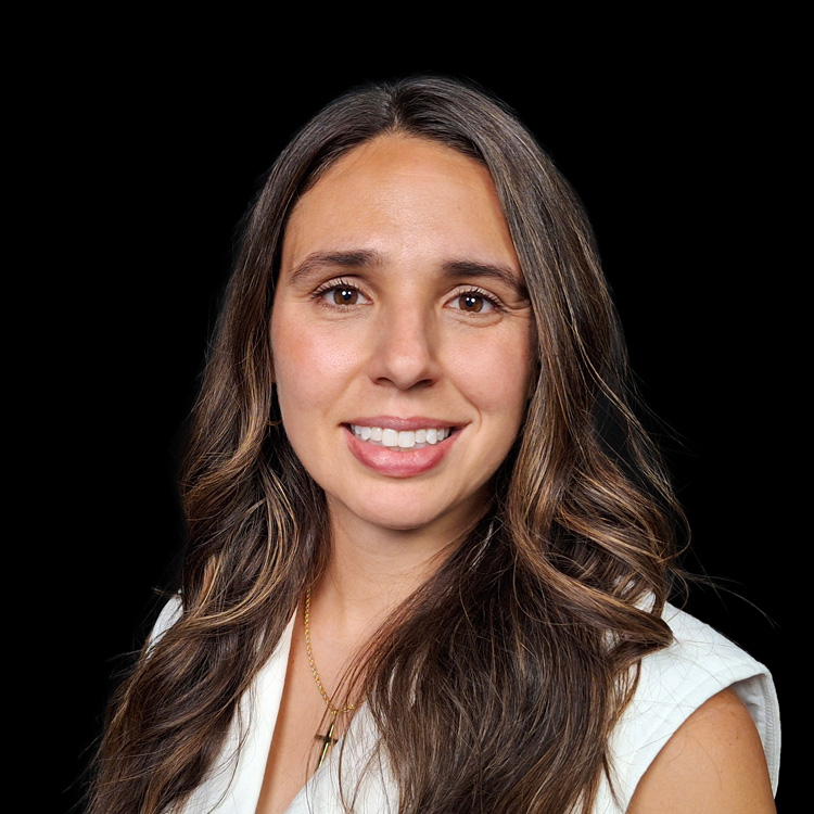 Amber Heller headshot