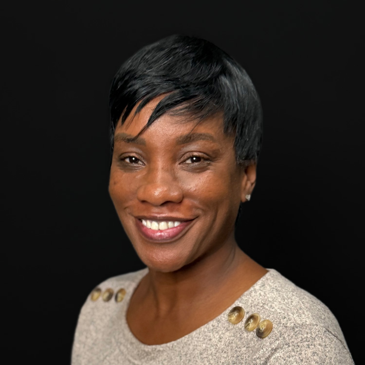 Shacona Clarke Headshot